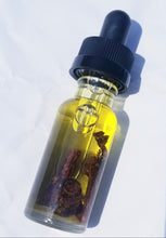 Load image into Gallery viewer, Gypsywombman Signature Root Oils